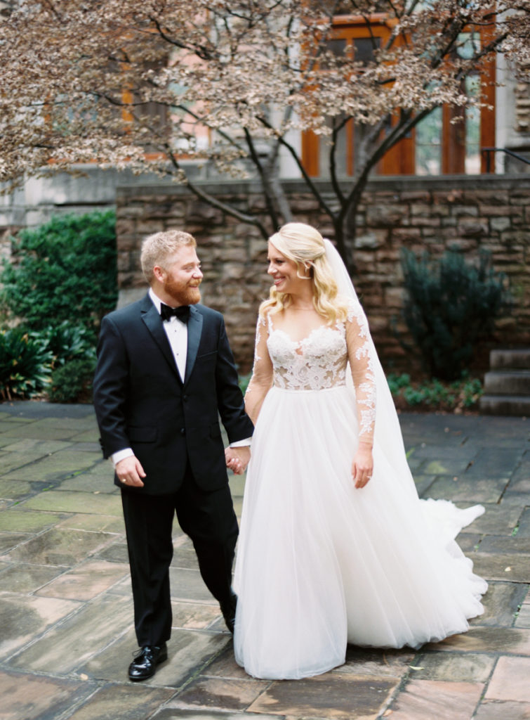 film wedding photographer captures real moments of bride and groom at winter wedding 