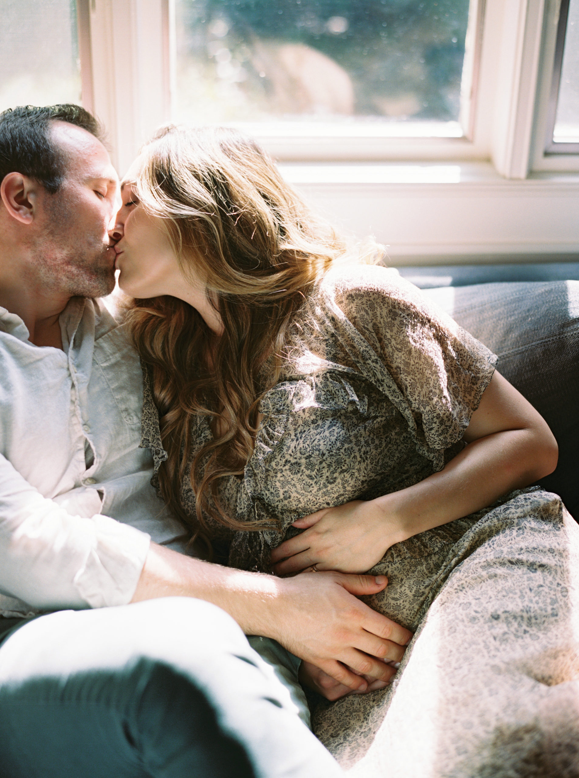 chattanooga signal mountain intimate at home maternity session with film photographer 